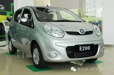 江鈴新能源汽車(chē)出擊鄭州展,讓生活換“燃”E新